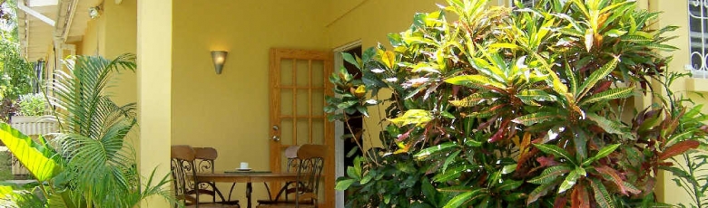Casa De Leo, Barbados- 2 Bedroom Dining Patio