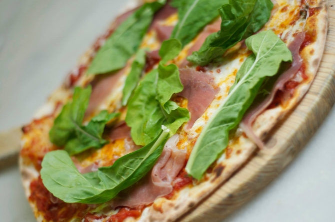 Mama Mia Italian Deli & Pizzeria 